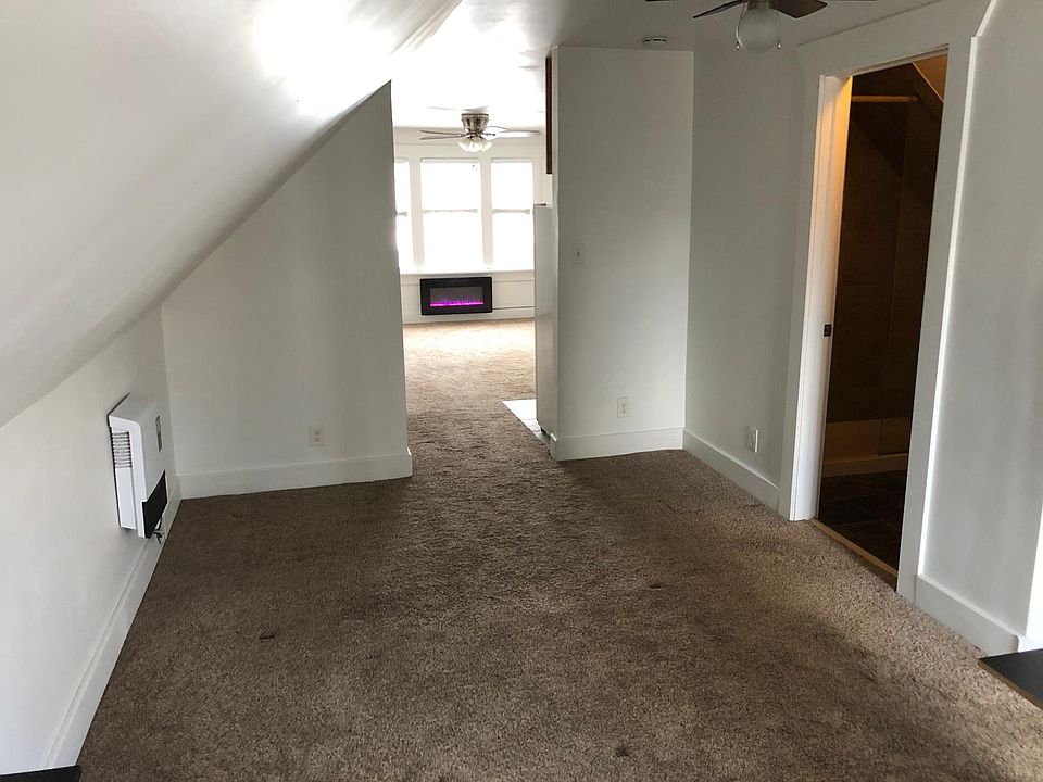 1st image of 1915 W71st 3rd Floor 3rd Floor