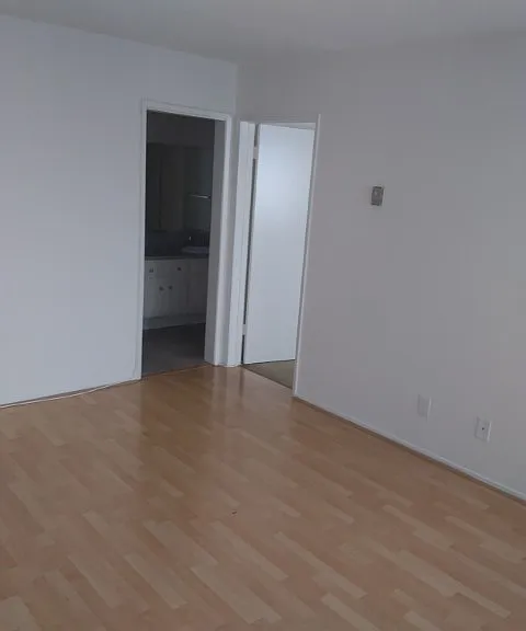 519 Glenrock Ave #101 — Photo 6