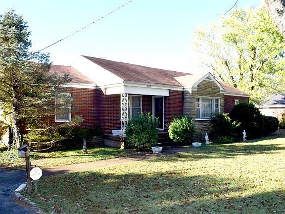 2nd image of 206 Eastland Ave