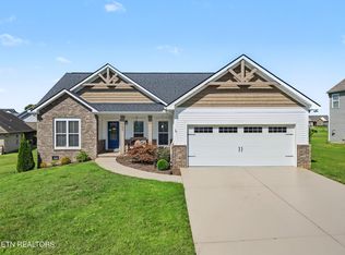 2833 Alden Glenn Ct, Sevierville, TN 37876