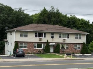 190 French St APT B, Watertown, CT 06795