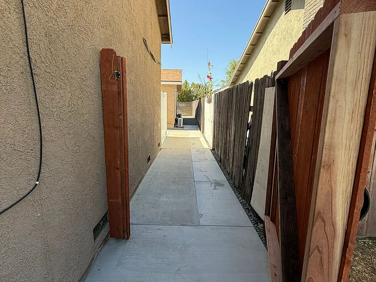 2540 E Dunes St #B — Photo 13