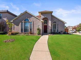 7791 Beaver Head Rd, Fort Worth, TX 76137
