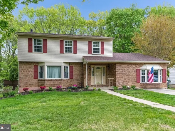 97 Iroquois Ct, Newark, DE 19702
