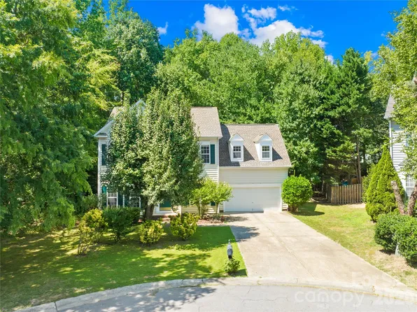 13605 Flatwoods Ct, Huntersville, NC 28078