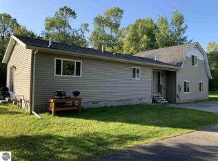 4751 Pinellas Dr, Hale, MI 48739