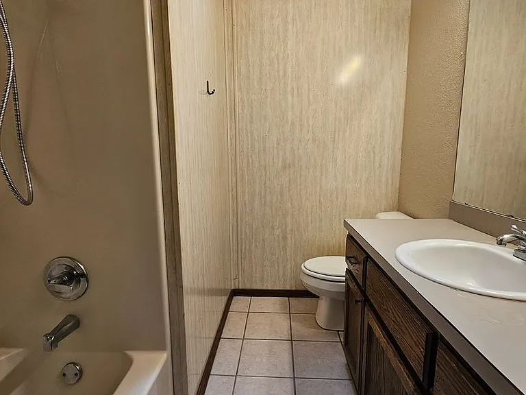 3413 Pathway Cir — Photo 9