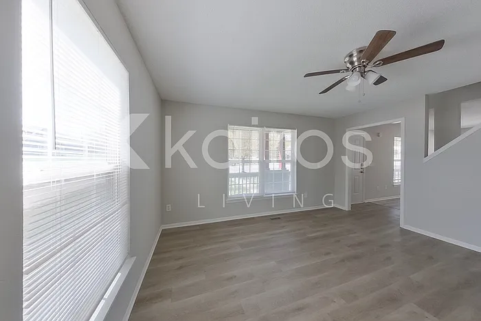 4415 The Paseo Blvd — Photo 9