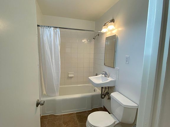 2nd image of 158 School St APT D