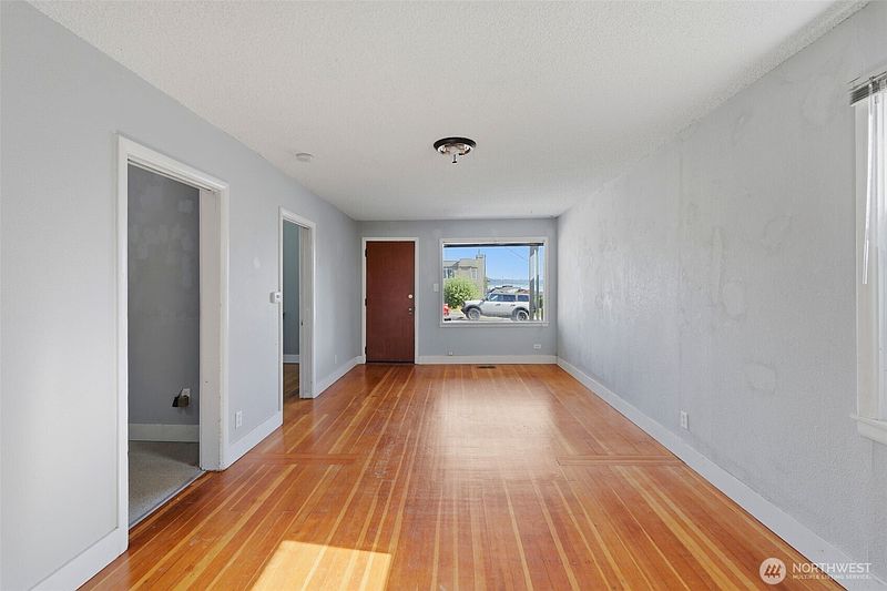 5th image of 2316 N 28th Street