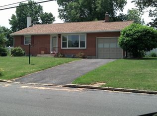 1111 S Prince St, Palmyra, PA 17078