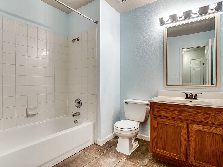 1314 Brighton Bend Ln — Photo 19