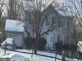 4605 Wheeler Rd, Oxon Hill, MD 20745