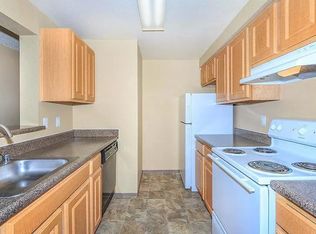 Garden Pointe, Seattle, WA 98146