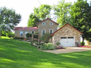 2693 White Crossing Rd, Verona, WI 53593