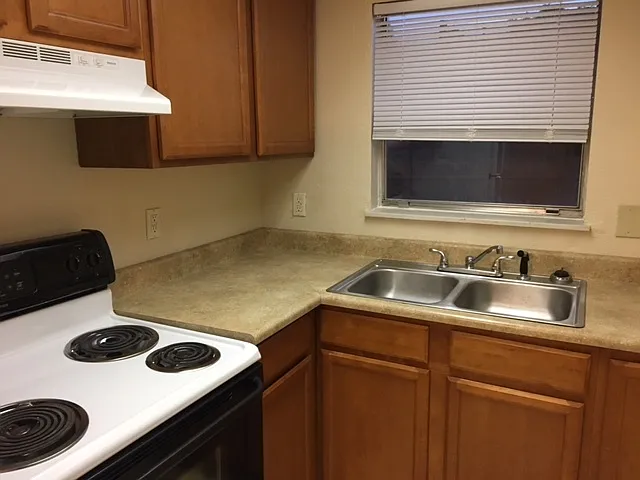 220 Chapa Pl — Photo 25