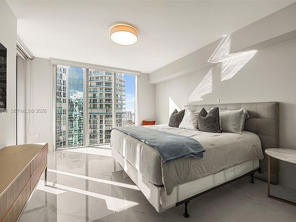 5th image of 300 Sunny Isles Blvd Unit 4-2202