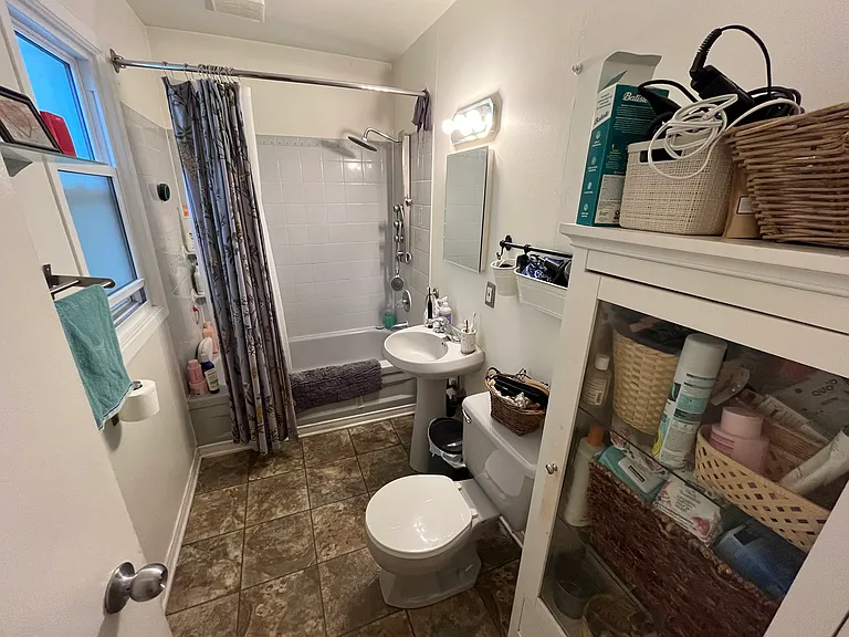 347 Richelieu Ave — Photo 8