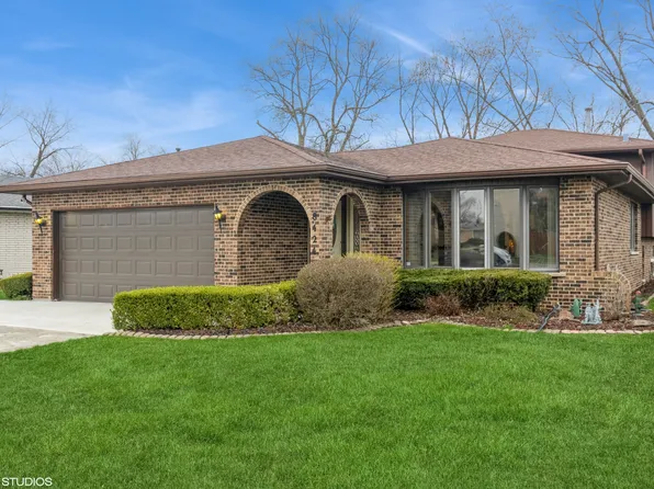 8424 Natchez Ave, Burbank, IL 60459