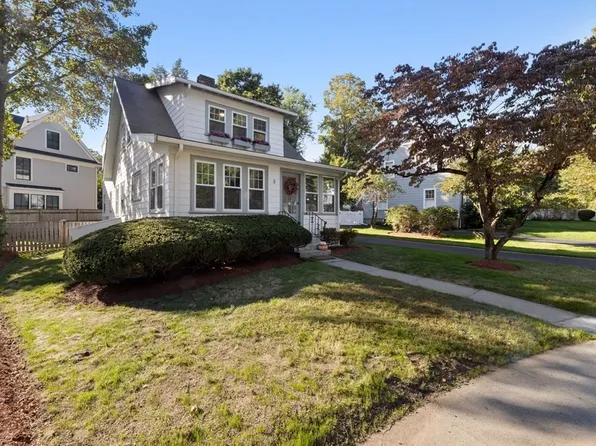 3 Dexter Rd, Wellesley, MA 02482