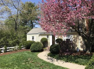 29 Rutledge Rd, Natick, MA 01760