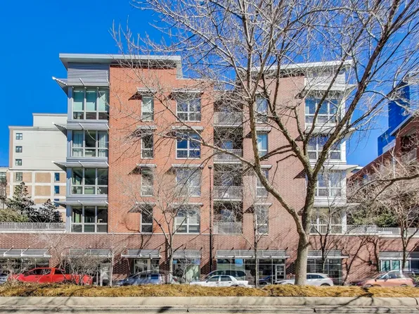 2025 S Indiana Ave APT 201, Chicago, IL 60616