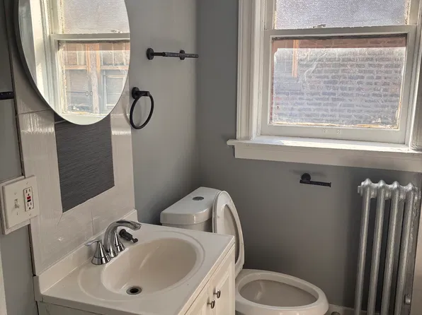 8841 S Dante Ave Unit 3, Chicago, IL 60619