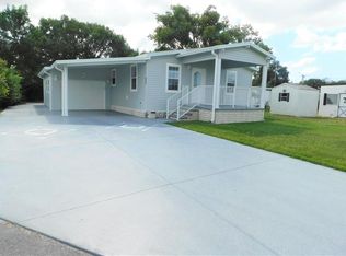 5121 Betmar Dr, Zephyrhills, FL 33542