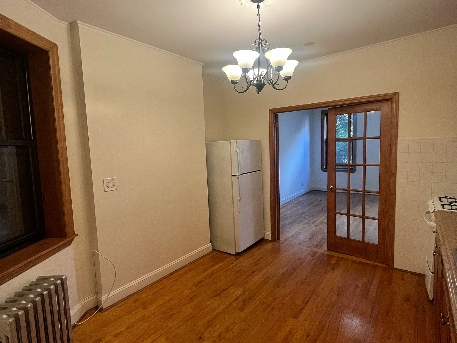 22 Saint Mark's Place — Photo 4