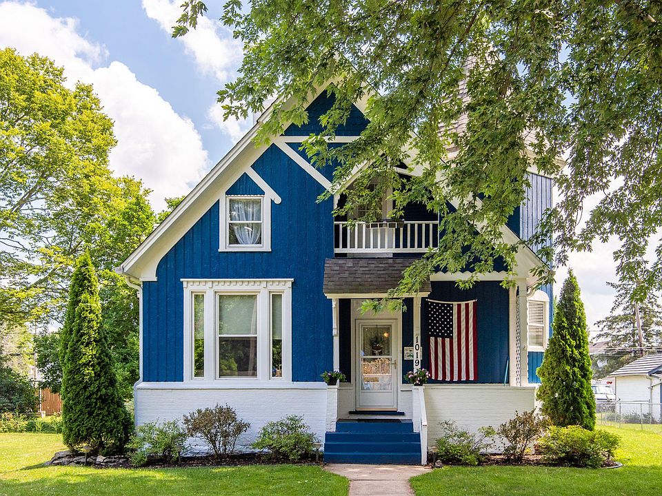 1st image of 1019 Forest Ave