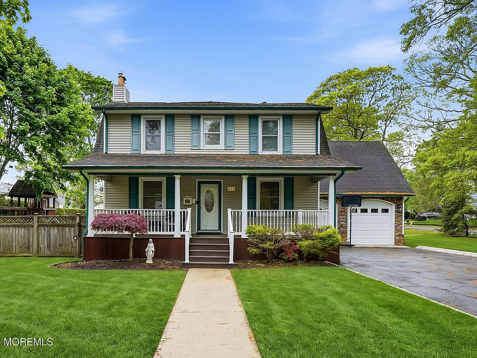 1st image of 420 Wells Avenue