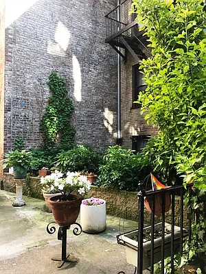 Rented by Marino Real Estate | media 10