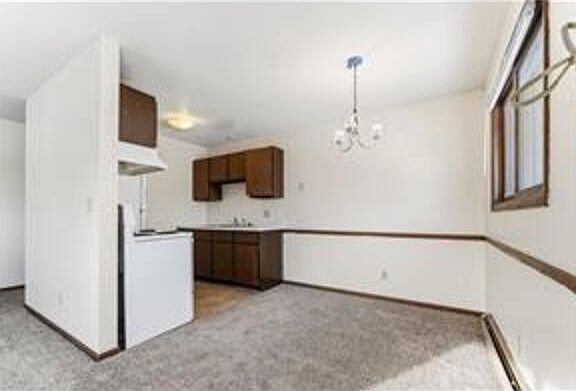 2nd image of 2112 44th Ave N APT 201