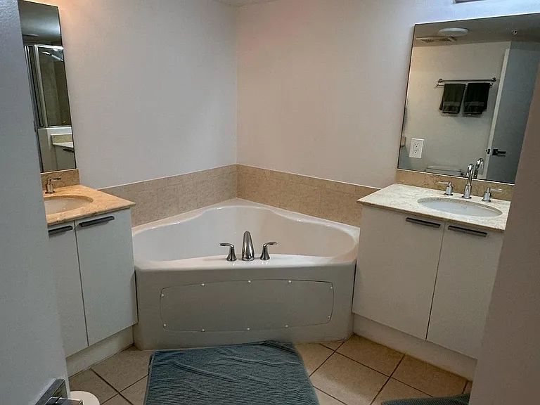16699 Collins Ave #3709 — Photo 9