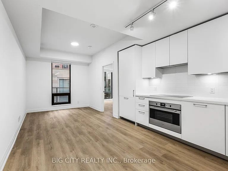 36 Brentcliffe Rd #M04 — Photo 7