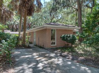 16 Park Rd, Hilton Head Island, SC 29928