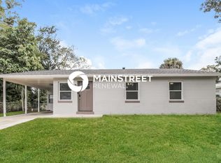 209 Oak St, New Smyrna Beach, FL 32168
