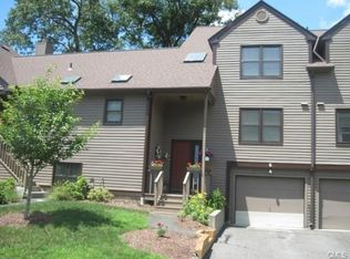6 Rolling Ridge Rd, Monroe, CT 06468