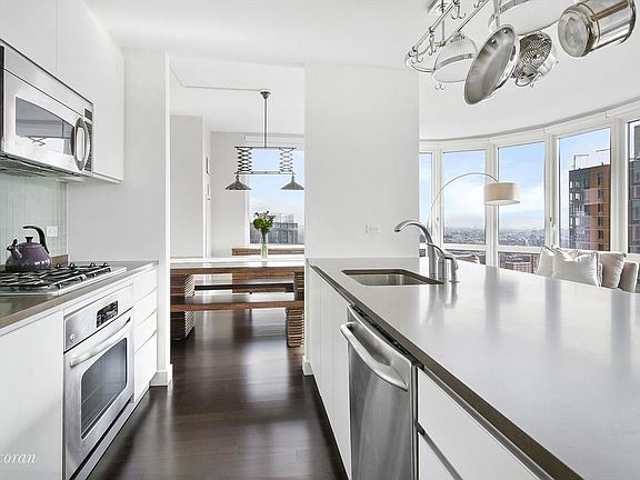 2nd image of 306 Gold St APT 38C