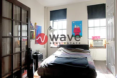 Rented by Wave Real Estate Group