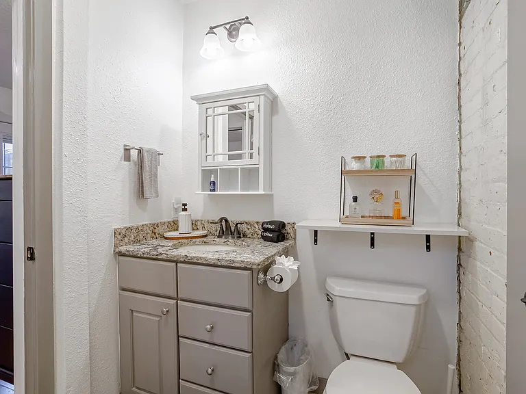 1171 S Emerson St — Photo 14