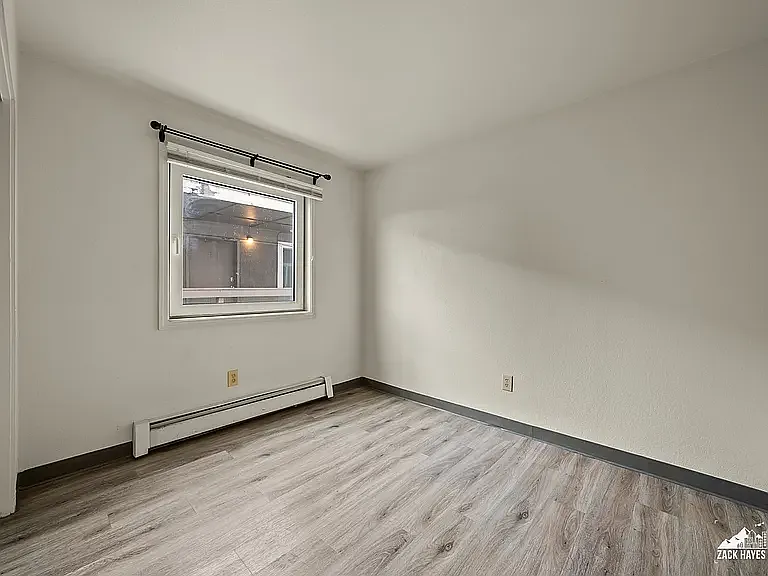 618 Gambell St #31 — Photo 8