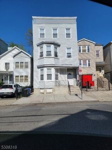 281 Littleton Ave, Newark, NJ, 07103
