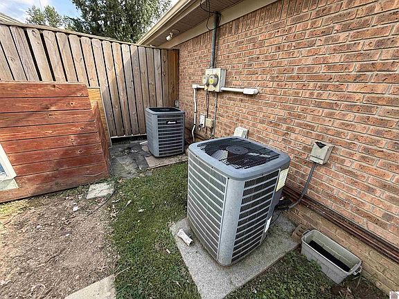 5th image of 1410 Michelle Dr