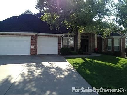 1st image of 4902 S 46th Pl