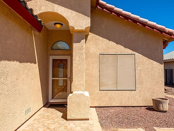 5th image of 5276 E 33rd Ln