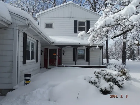 2155 W Richton Rd, Steger, IL 60475