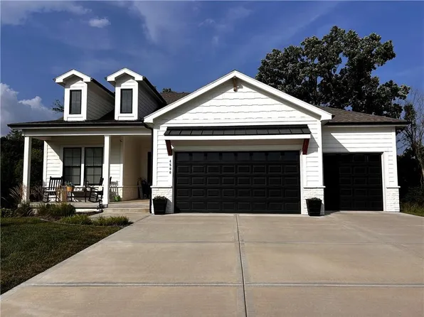 4500 NW 49th Ct, Riverside, MO 64150