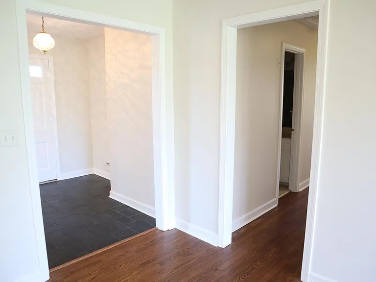 2331 Thornhill Rd — Photo 24