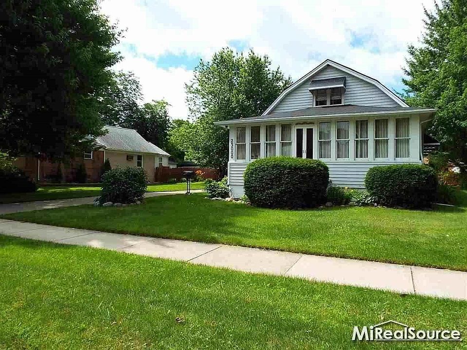 1st image of 23000 Euclid St